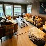 Sunny With Panoramic Views At Golsfjellet Ferienhaus