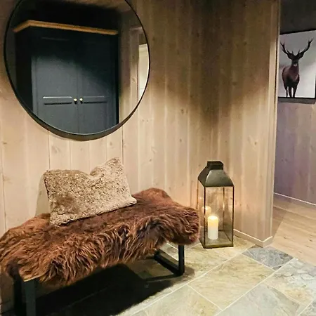 Sunny With Panoramic Views At Golsfjellet Sanderstolen